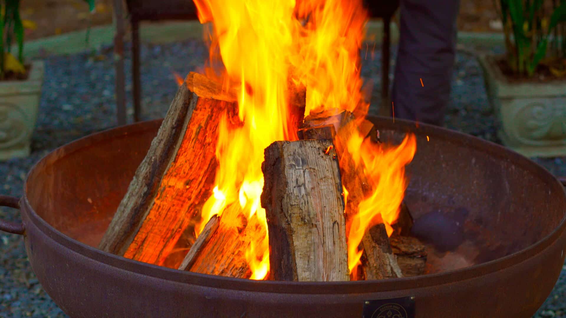 Build a fire pit for your yard
