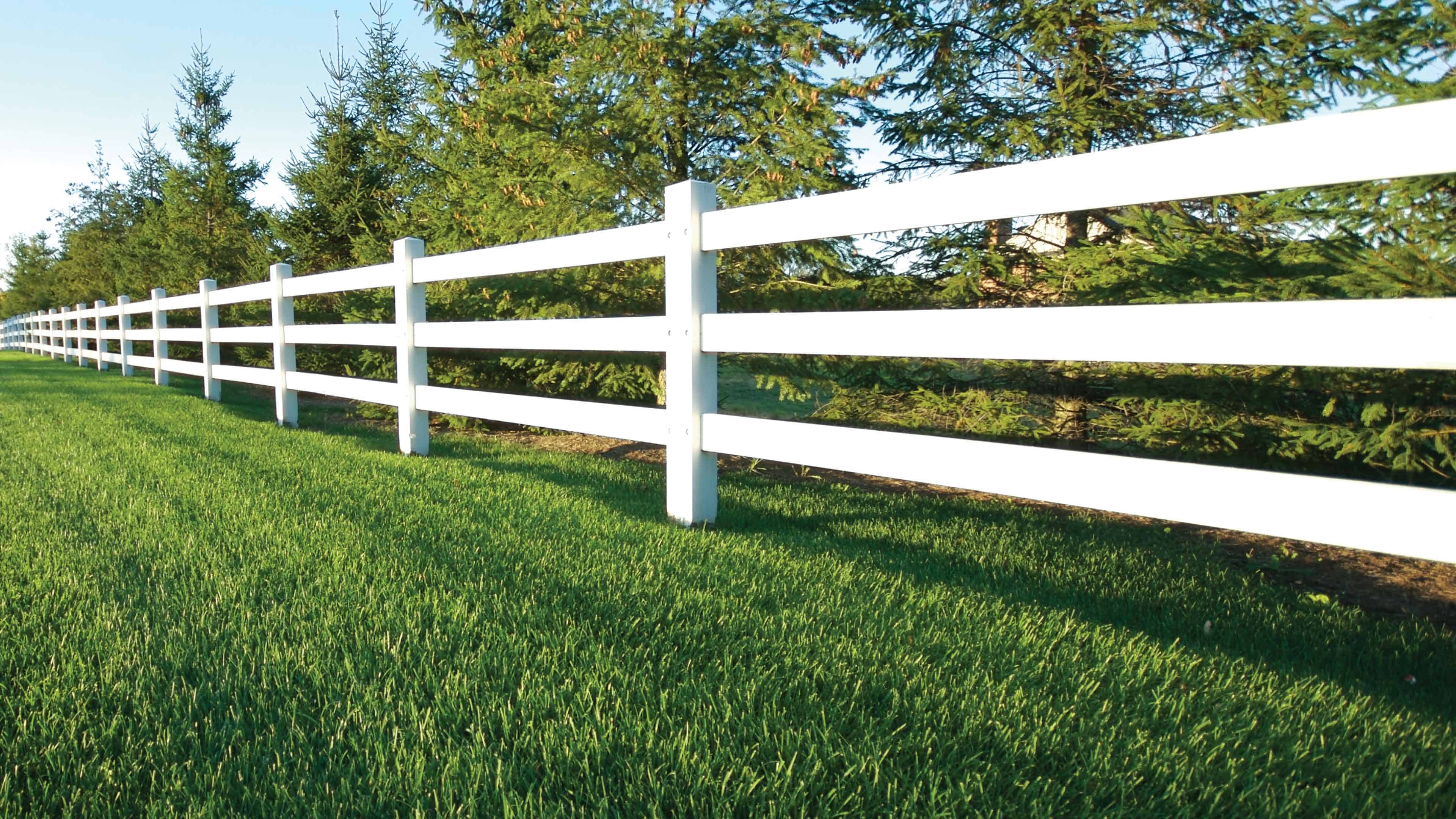 DIY Fencing Tips for Your Property - Exmark's Backyard Life